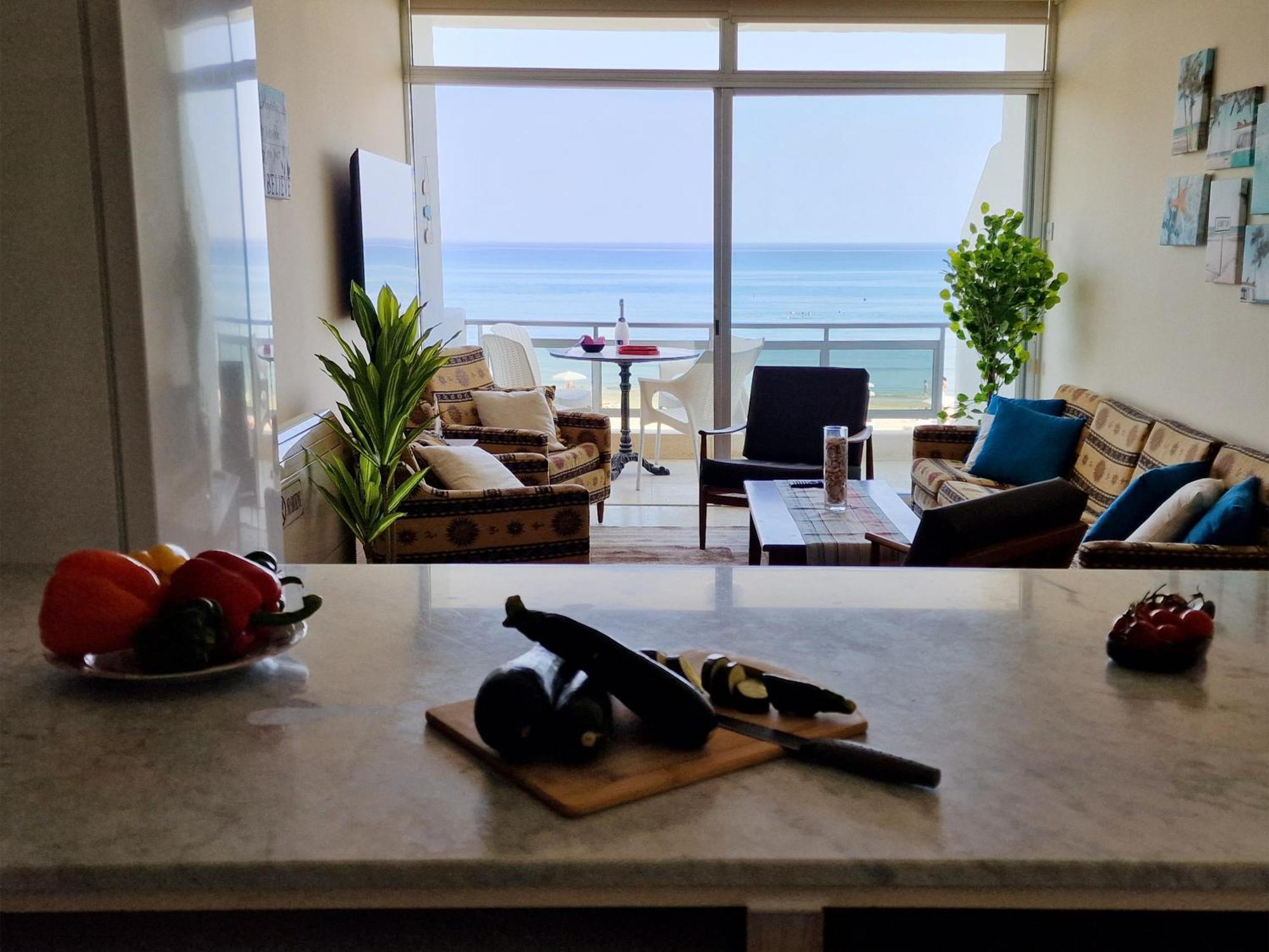Makenzy Sandy Beachfront Paradise Larnaca Buitenkant foto